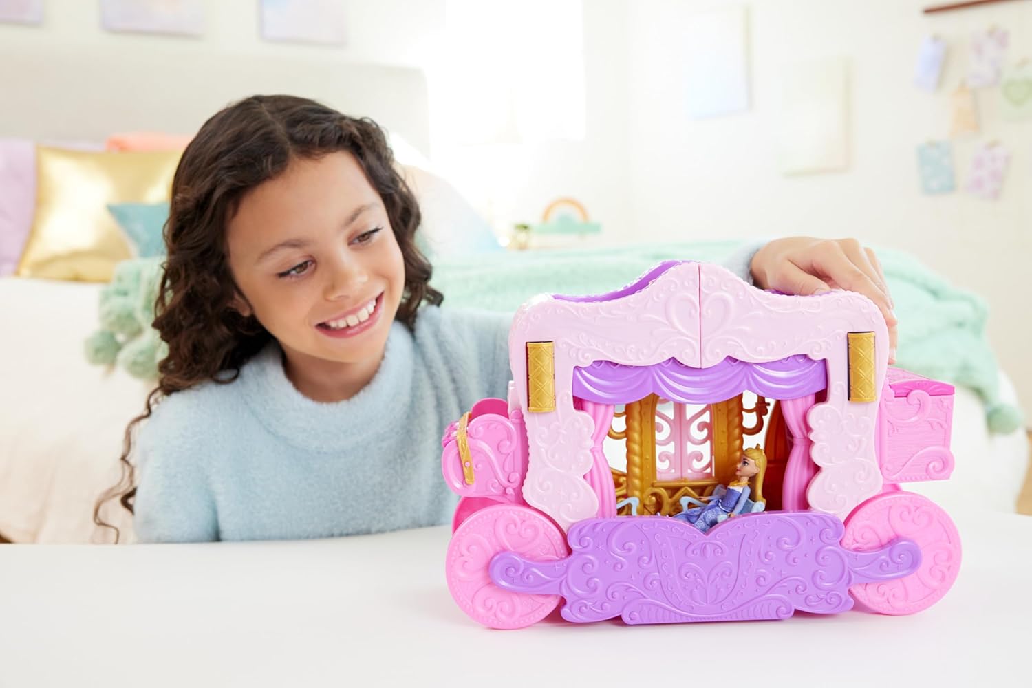 DISNEY PRINCESA SET DE JUEGO CARRUAJE TRANSFORMACIÓN MÁGICA HWX17