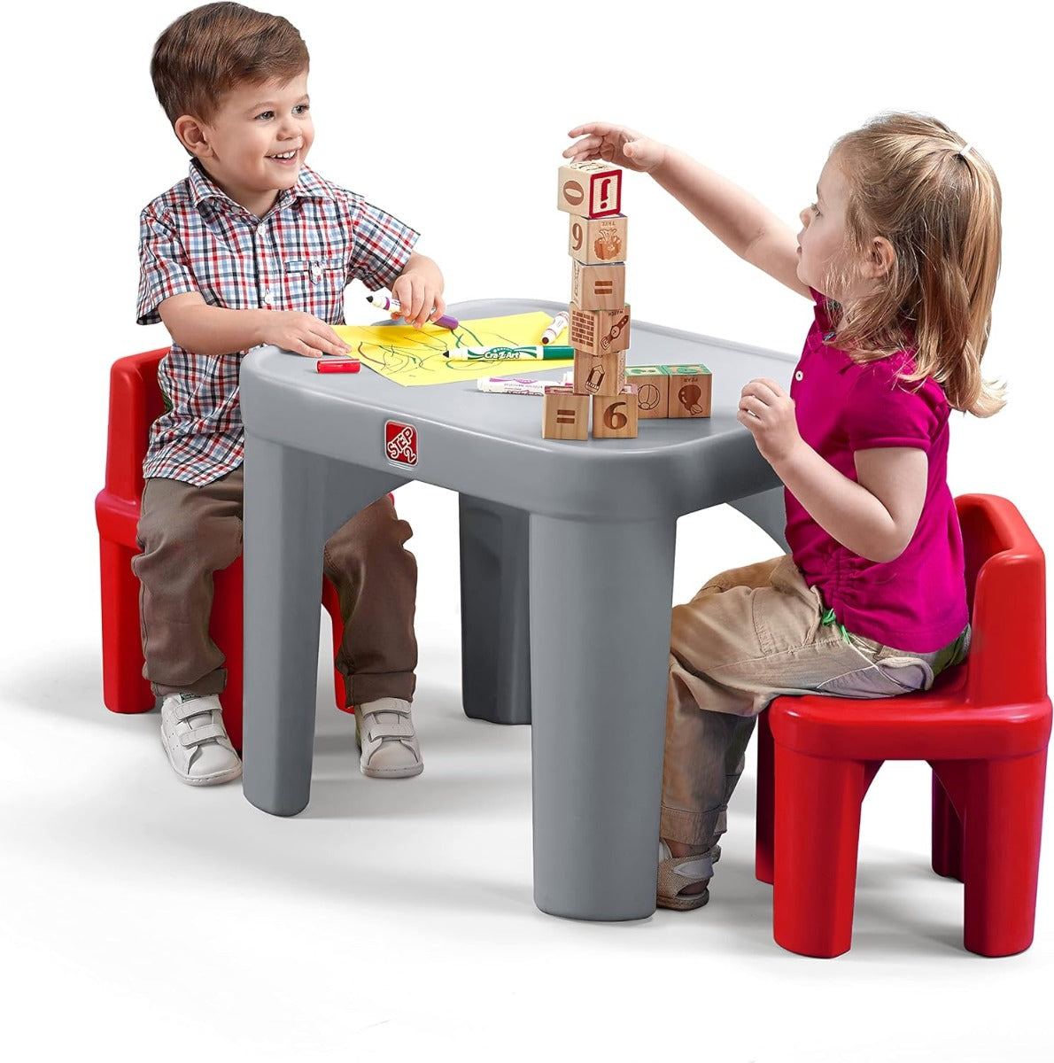 Step2 Table and Chairs Set