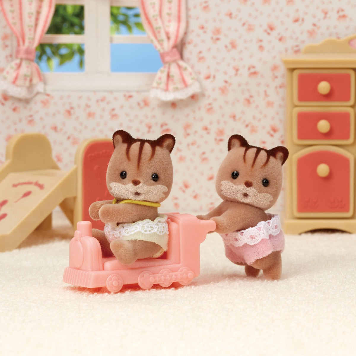 Sylvanian Gemelos Ardilla De La Nuez