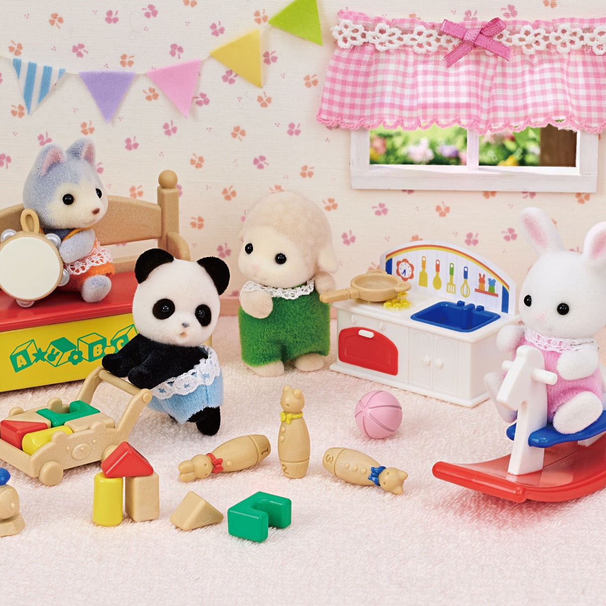Sylvanian Le Coffre A Jouets Des Bebes 5709