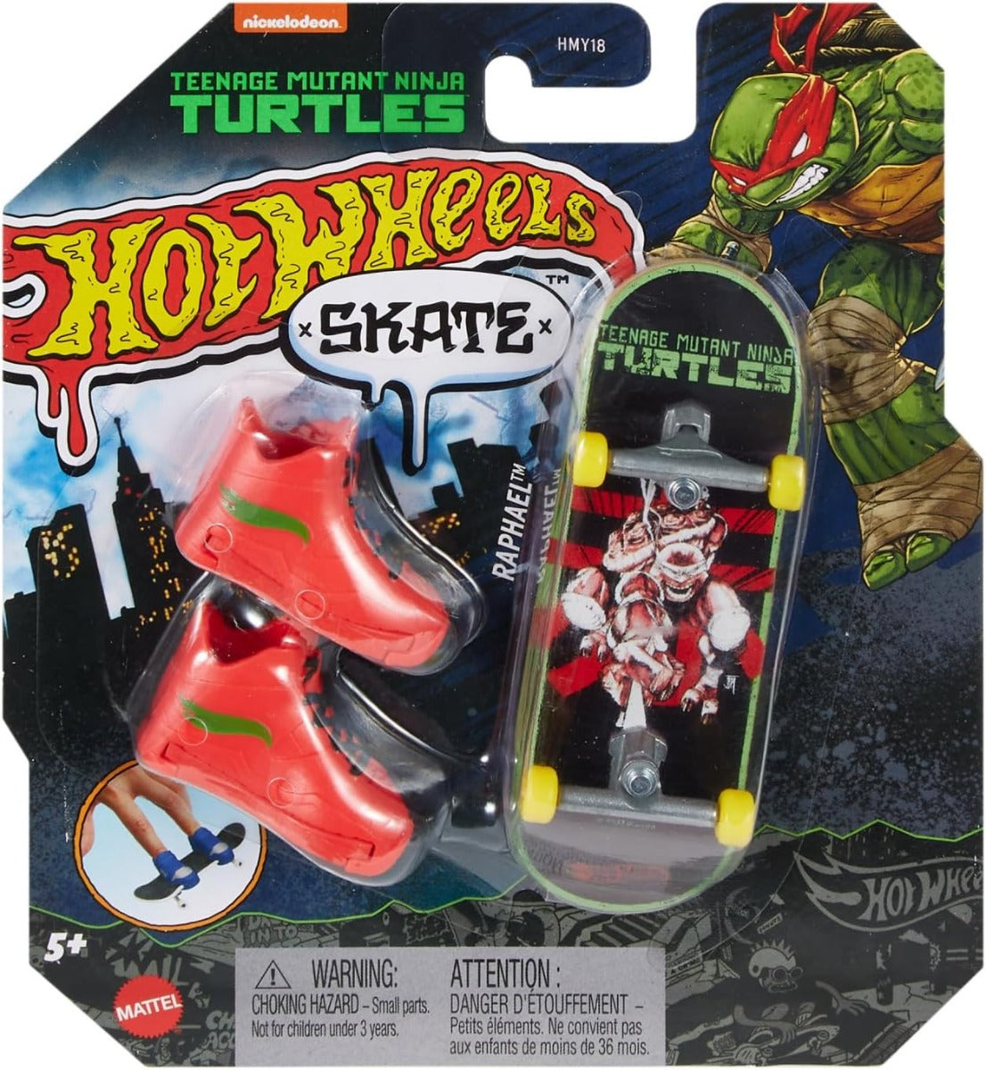 Hot Wheels Skate Entertainment Skateboard with Surprise Sneakers HMY18