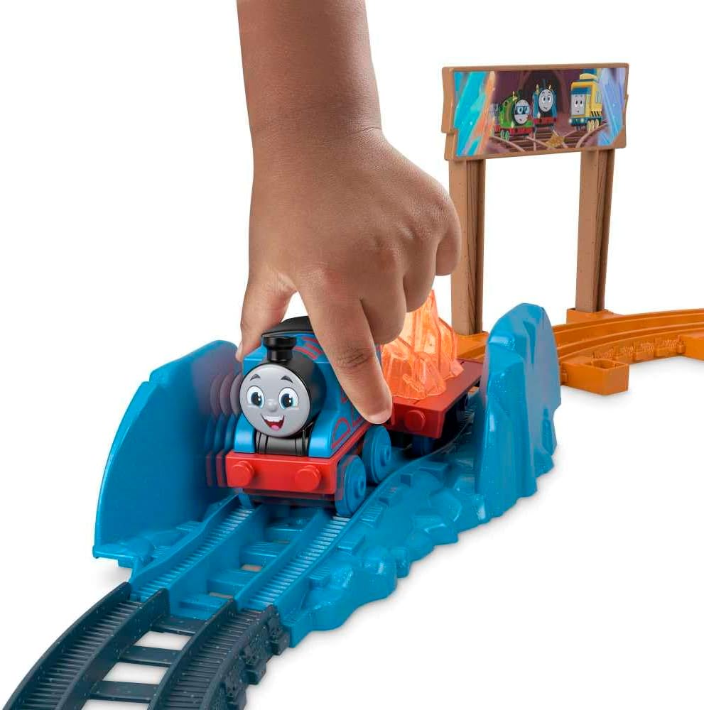 Thomas &amp; Friends Thomas in the Mine Toy Track