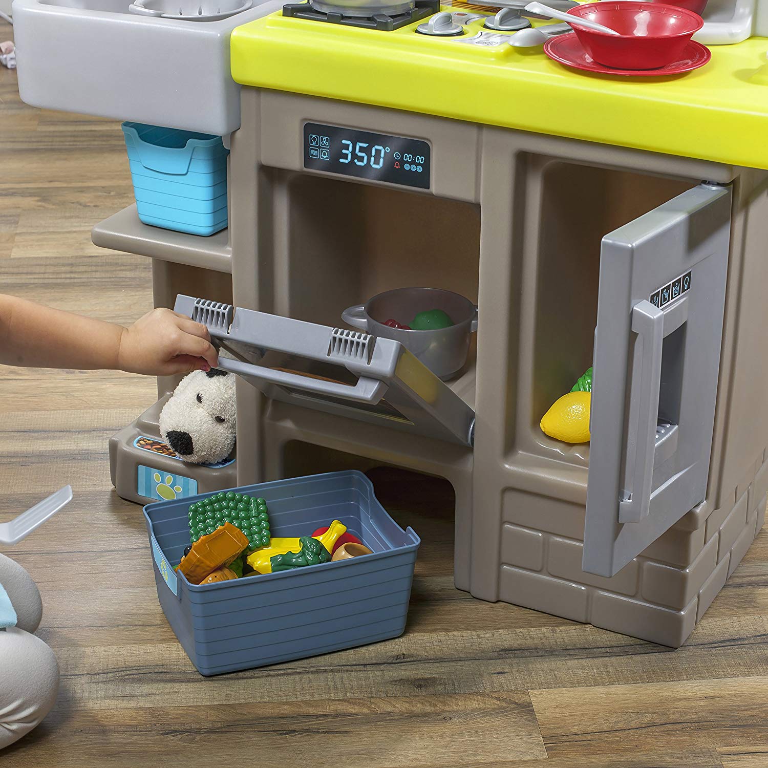 Contemporary Kitchen for Kids